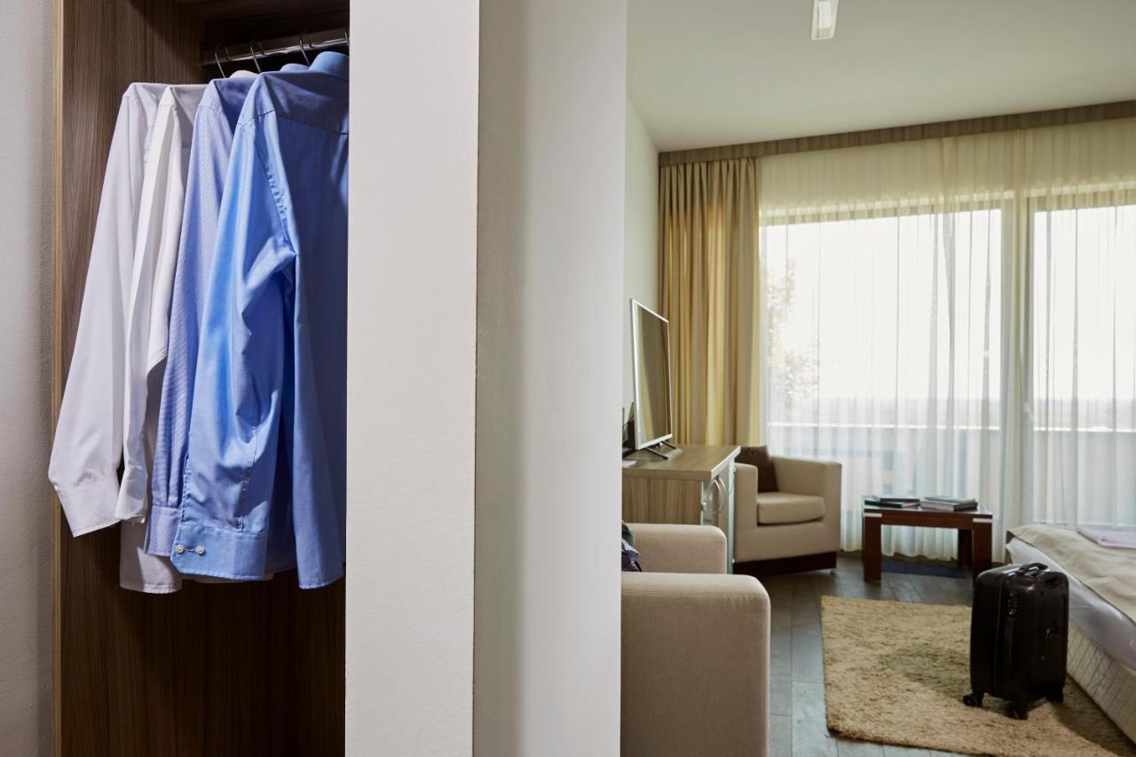 Henye Vendeghaz Hotel Bodrogkeresztur Buitenkant foto
